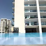 Infinitum Spectacular 23Rd Floor 1 Bedroom Condo