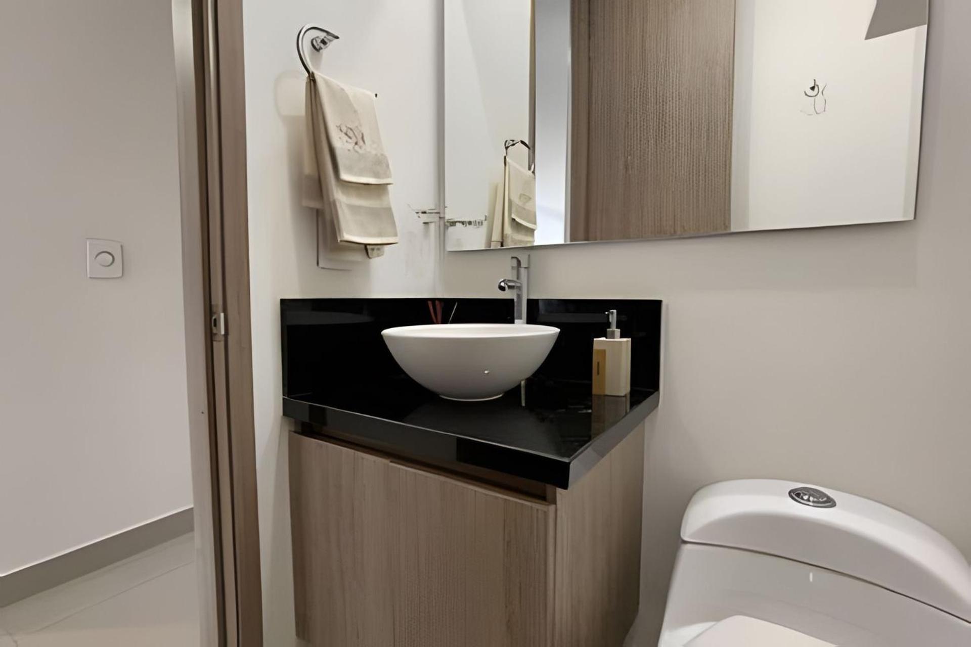 Infinitum Spectacular 23rd Floor 1 Bedroom