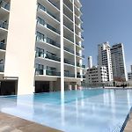 Infinitum Spectacular 23Rd Floor 1 Bedroom Condo