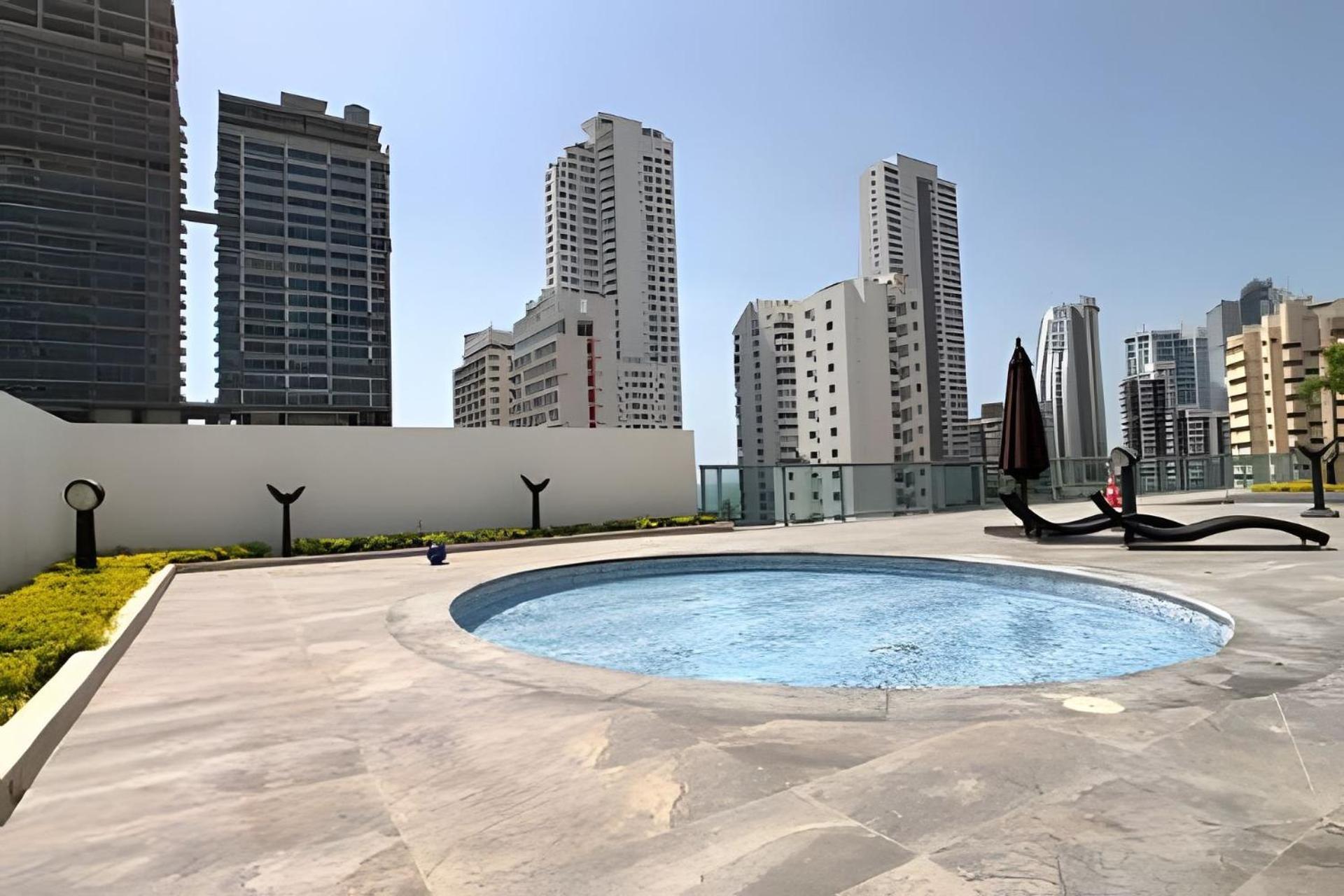 Infinitum Spectacular 23rd Floor 1 Bedroom Apartamento
