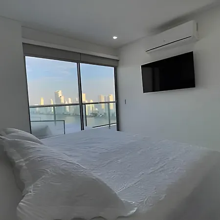 Infinitum Spectacular 23rd Floor 1 Bedroom * Cartagena